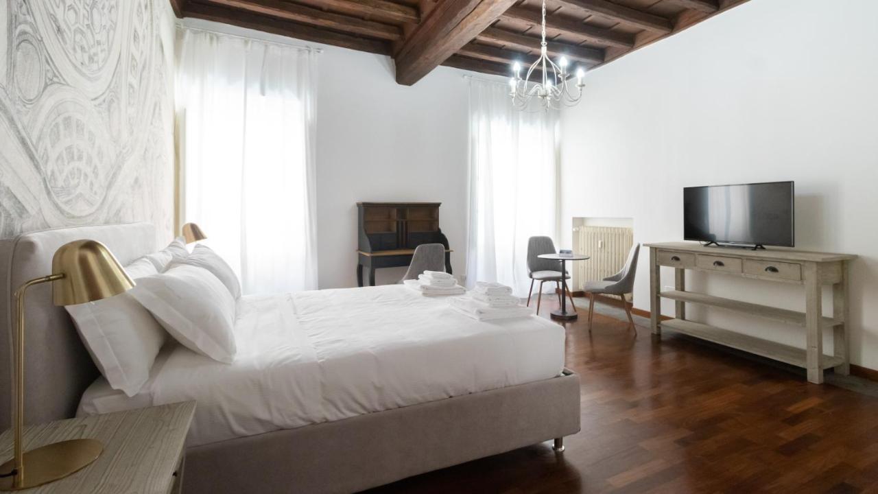 Italianway - Barberini Elegantia Apartments Roma Ngoại thất bức ảnh