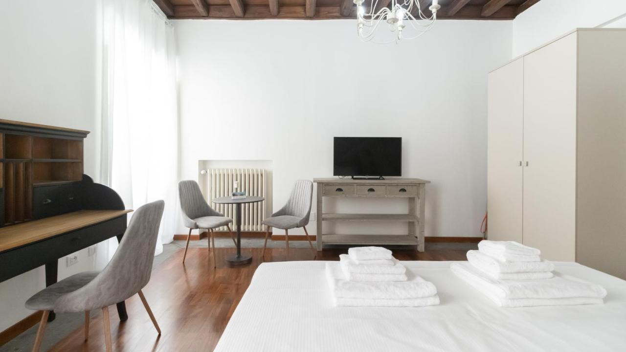 Italianway - Barberini Elegantia Apartments Roma Ngoại thất bức ảnh