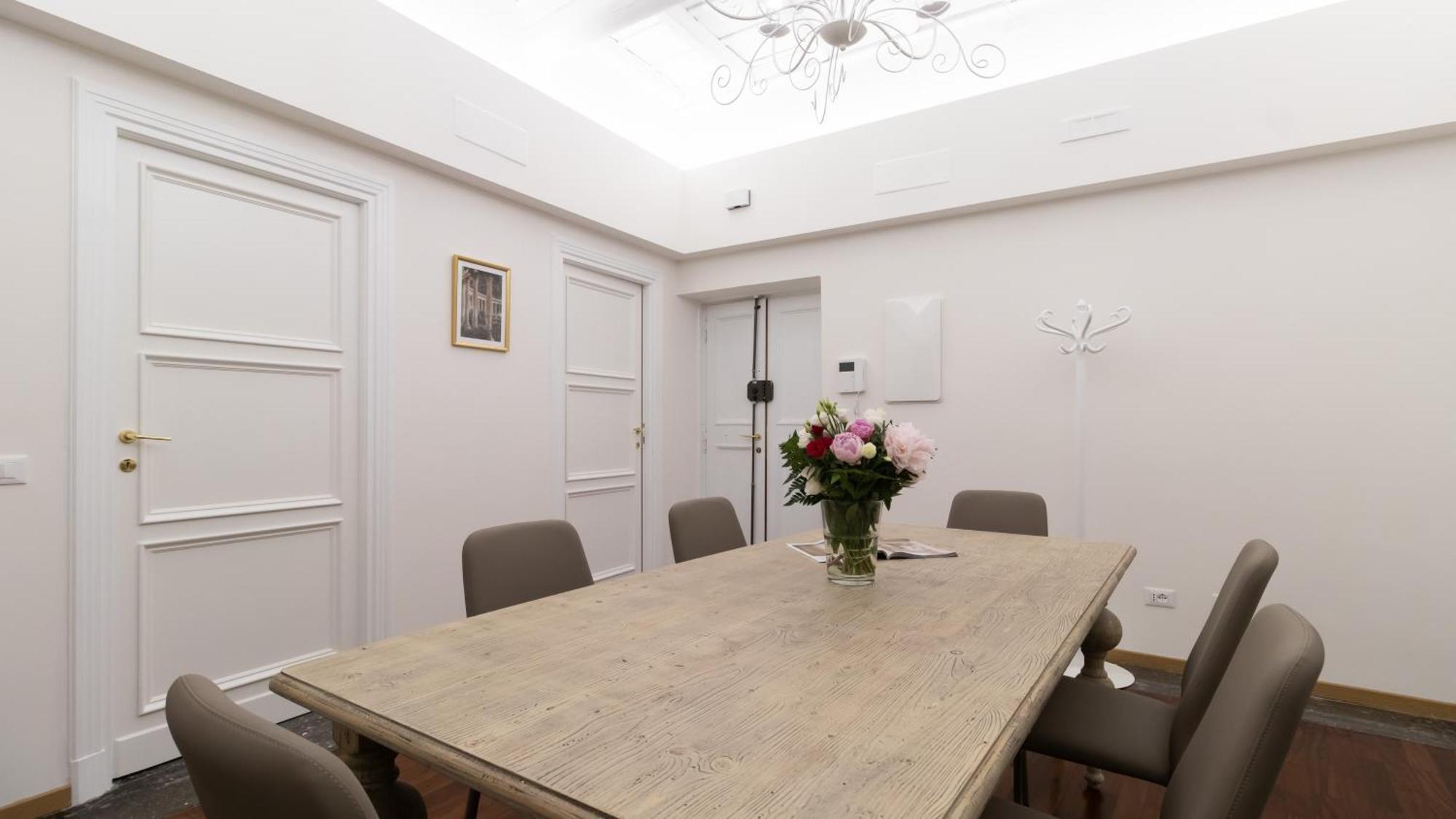 Italianway - Barberini Elegantia Apartments Roma Phòng bức ảnh